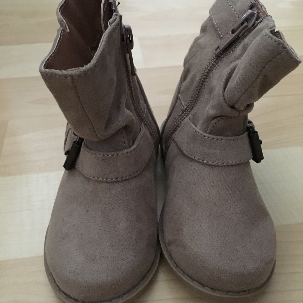 Cute toddler boots